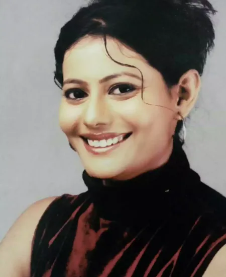 Red T-shirt profile pic